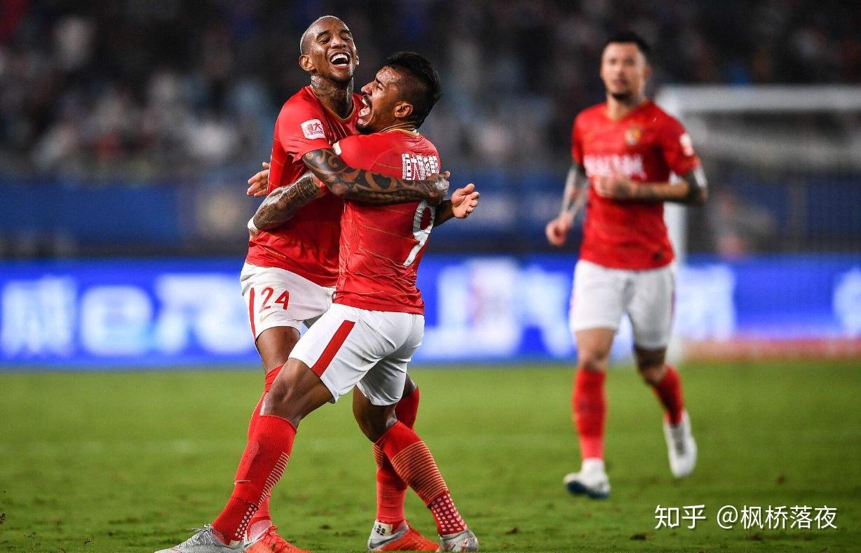 九游APP-洛杉矶湖人训练开放日；今晚防线松动引欢呼；亚冠在即；年轻球员得到机会的简单介绍