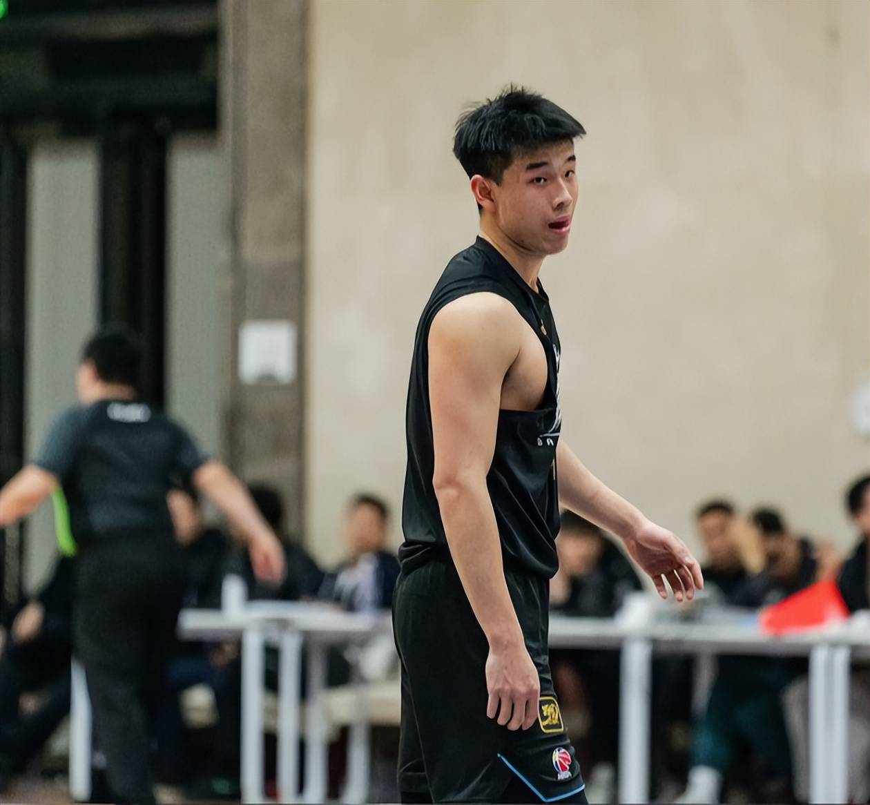 关键时刻突围战来临,法兰克福围绕CBA常规赛临场应变,信心回归,球探报告显示潜力的简单介绍 关键时刻突围战来临,法兰克福围绕CBA常规赛临场应变,信心回归,球探报告显示潜力的简单介绍